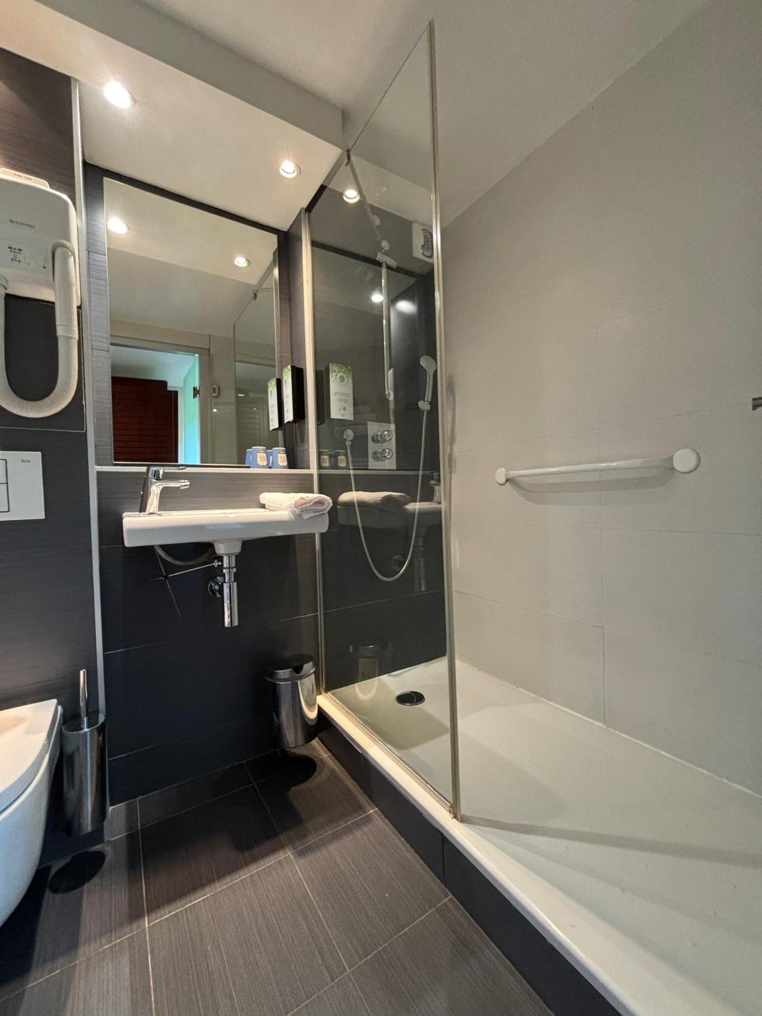Kyriad Bordeaux Lormont Ngoại thất bức ảnh